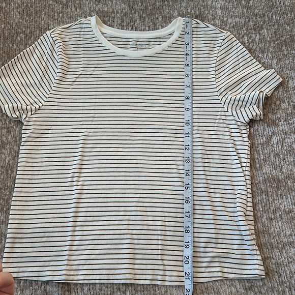 Old Navy Light Brown Stripe Crew Neck Short Sleeve T-shirt - Picture 5 of 5